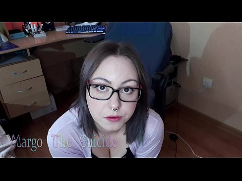 ❤️ Chica sexy con gafas chupa consolador profundamente en la cámara ️❌ Video de porno en es.pornoincest.ru ❌️